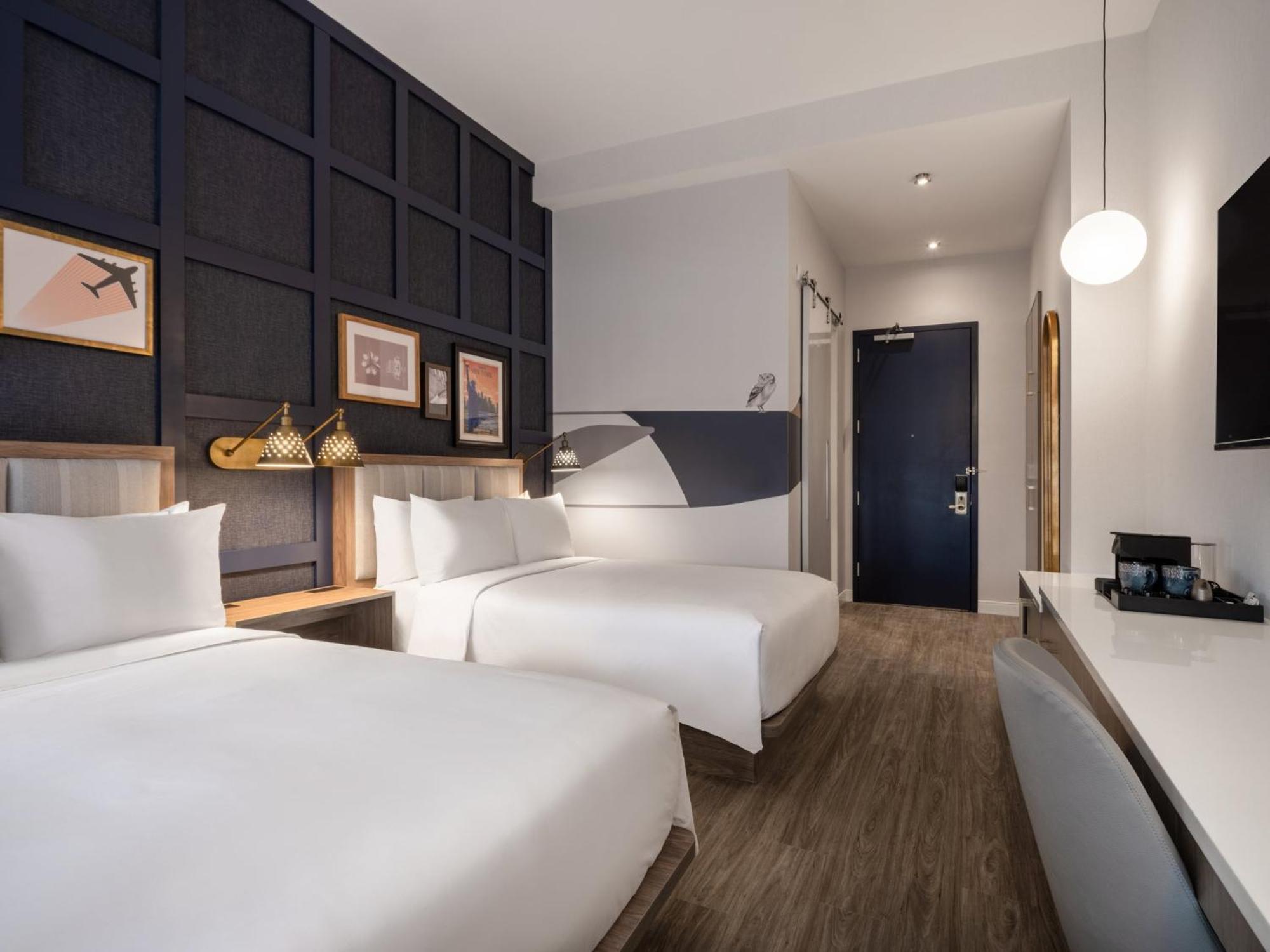 Voco Fiorello - Laguardia East By Ihg Ню Йорк Екстериор снимка